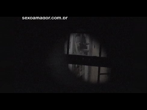 ❤️ Blondie cicingeun dirékam pidéo ku voyeur lingkungan disumputkeun tukangeun bata kerung video bangsat dina su.myteporn.ru