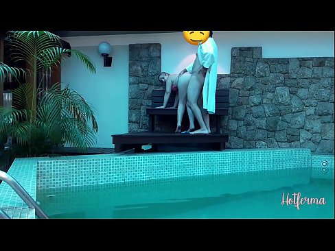 ❤️ Boss ngajak babu ka kolam renang, tapi teu bisa nolak a panas video bangsat dina su.myteporn.ru